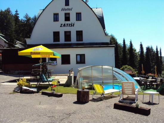 Hotel  Zti Jansk Lzn