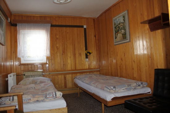 Foto: Jansk Lzn (ern Hora) - Pardubick Boudy ** Chalet